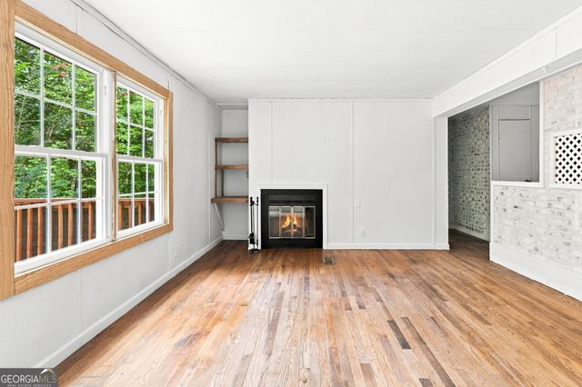 204 Dover Chapel Terrace, Ellijay, GA 30540