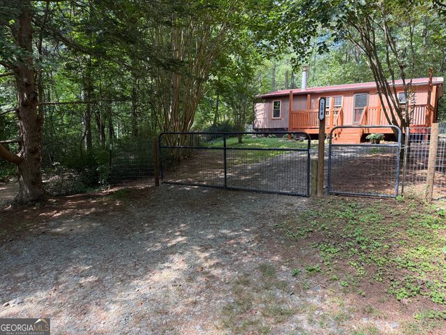 204 Dover Chapel Terrace, Ellijay, GA 30540