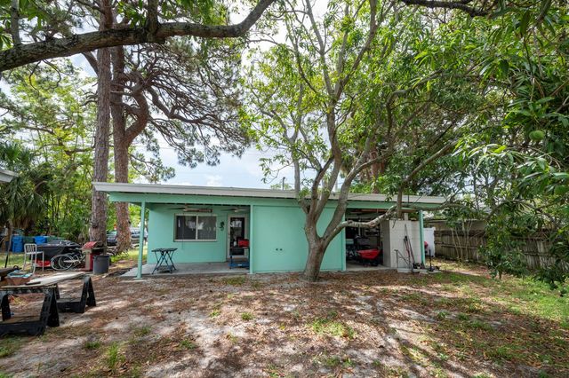 3467 NE 13th Avenue A+b, Oakland Park, FL 33334