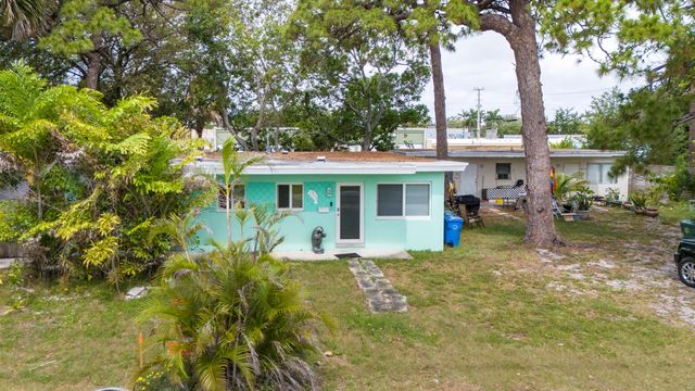 3467 NE 13th Avenue A+b, Oakland Park, FL 33334