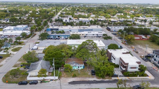 3467 NE 13th Avenue A+b, Oakland Park, FL 33334