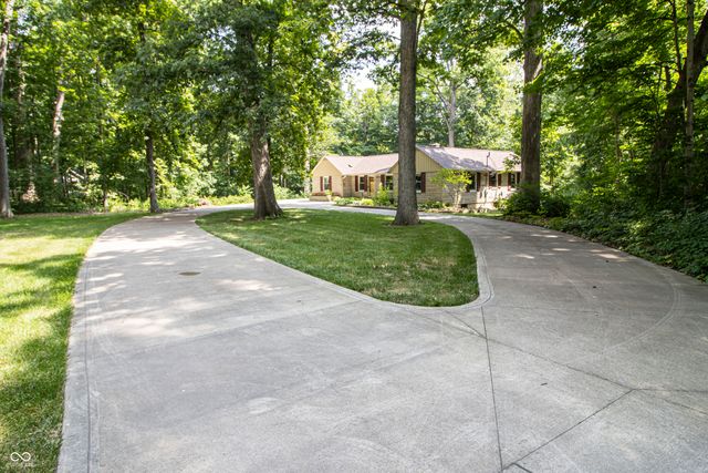 120 White Oaks Street, Fishers, IN 46038