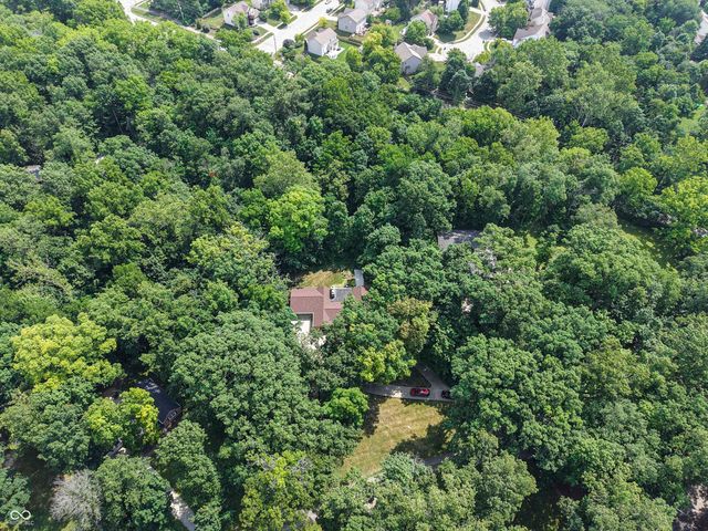120 White Oaks Street, Fishers, IN 46038
