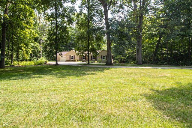 120 White Oaks Street, Fishers, IN 46038
