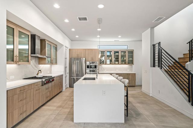 188 Blue Moon Drive, Palm Springs, CA 92262