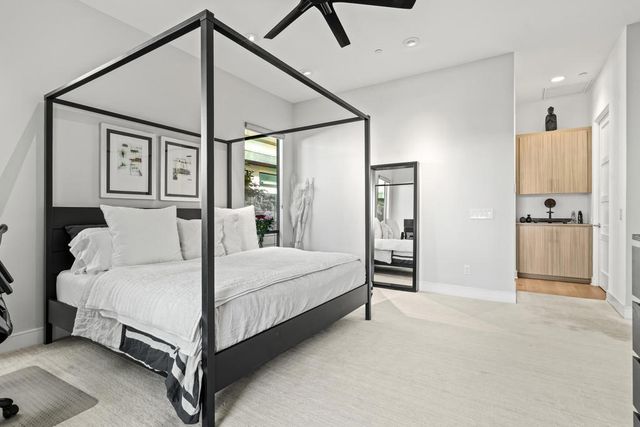 188 Blue Moon Drive, Palm Springs, CA 92262