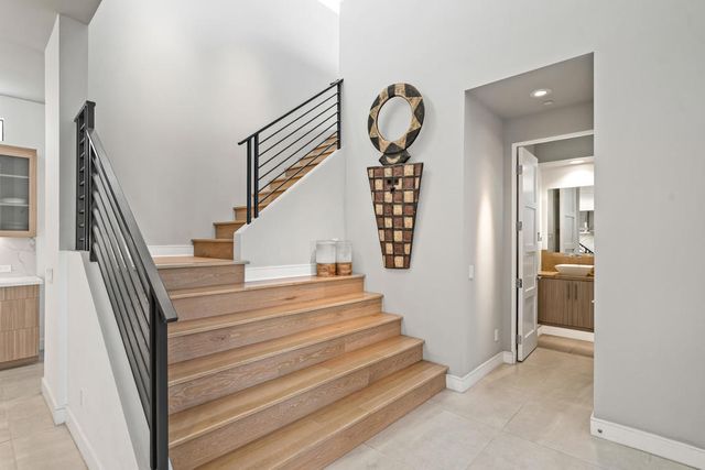 188 Blue Moon Drive, Palm Springs, CA 92262