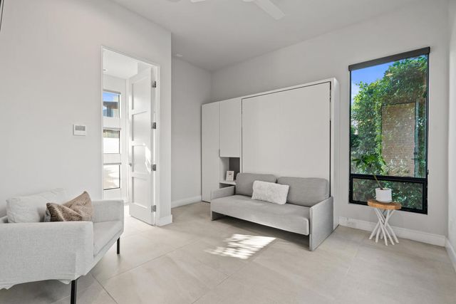 188 Blue Moon Drive, Palm Springs, CA 92262