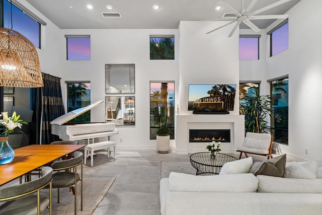 188 Blue Moon Drive, Palm Springs, CA 92262