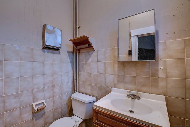 179 Kelsey Street, New Britain, CT 06051