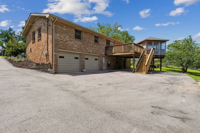 312 Tyne Blvd, Old Hickory, TN 37138