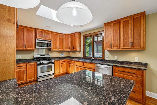 312 Tyne Blvd, Old Hickory, TN 37138