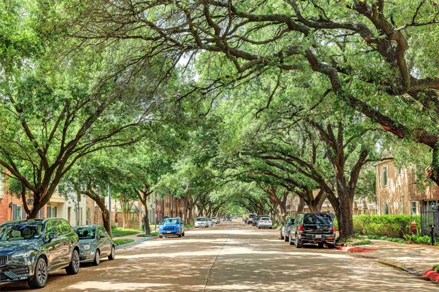 453 N Post Oak Lane, Houston, TX 77024