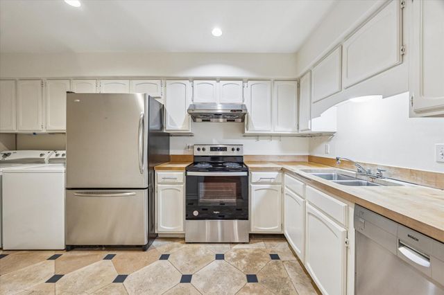 453 N Post Oak Lane, Houston, TX 77024