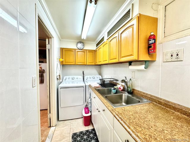2002 150th Street, Whitestone, NY 11357