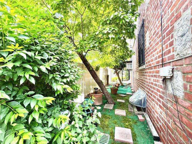 2002 150th Street, Whitestone, NY 11357