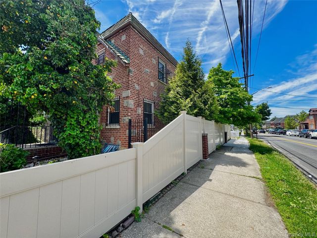 2002 150th Street, Whitestone, NY 11357