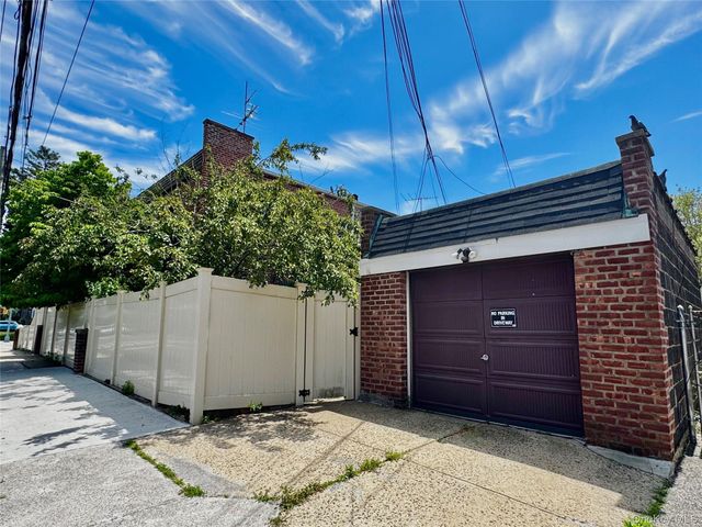 2002 150th Street, Whitestone, NY 11357