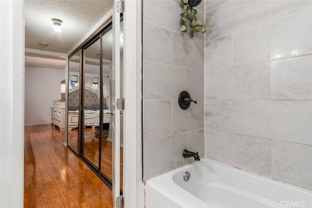 25811 Tournament H5, Valencia, CA 91355