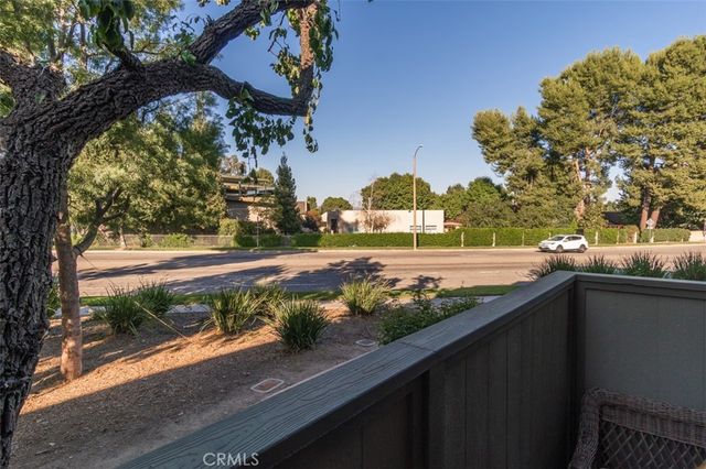 25811 Tournament H5, Valencia, CA 91355