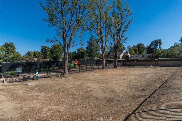 25811 Tournament H5, Valencia, CA 91355