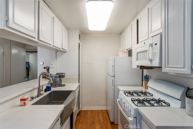 25811 Tournament H5, Valencia, CA 91355