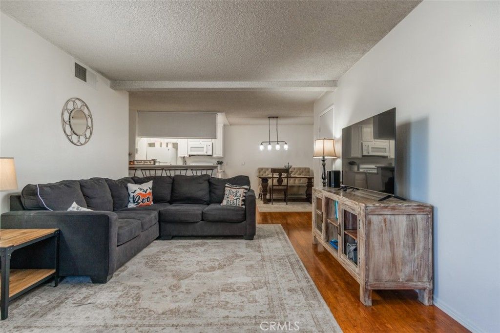 25811 Tournament H5, Valencia, CA 91355