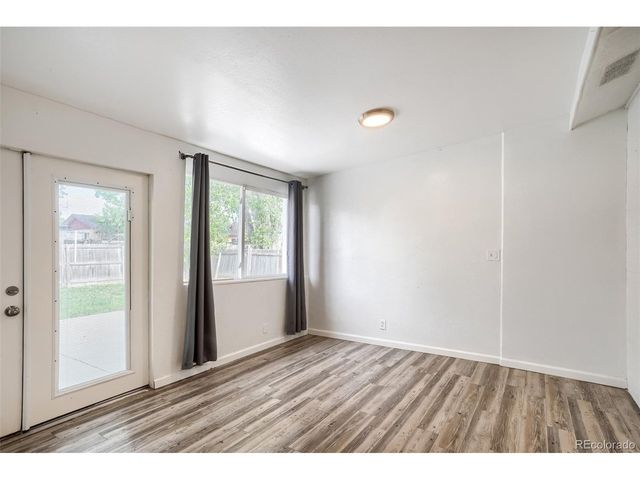 5542 Sable St, Denver, CO 80239