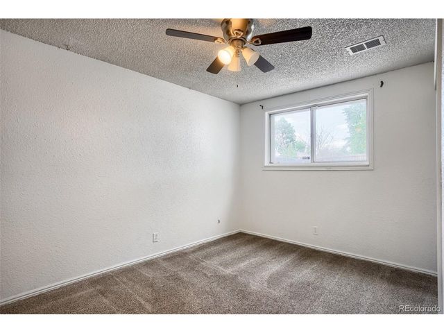 5542 Sable St, Denver, CO 80239