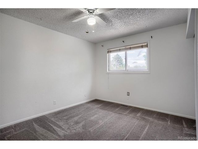 5542 Sable St, Denver, CO 80239