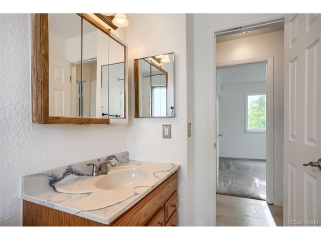 5542 Sable St, Denver, CO 80239