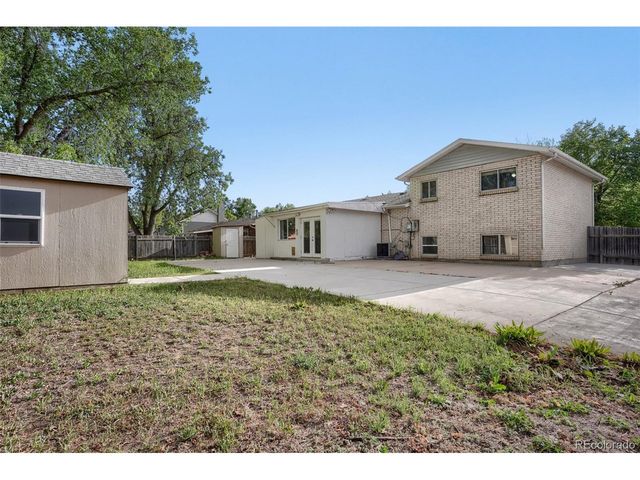 5542 Sable St, Denver, CO 80239