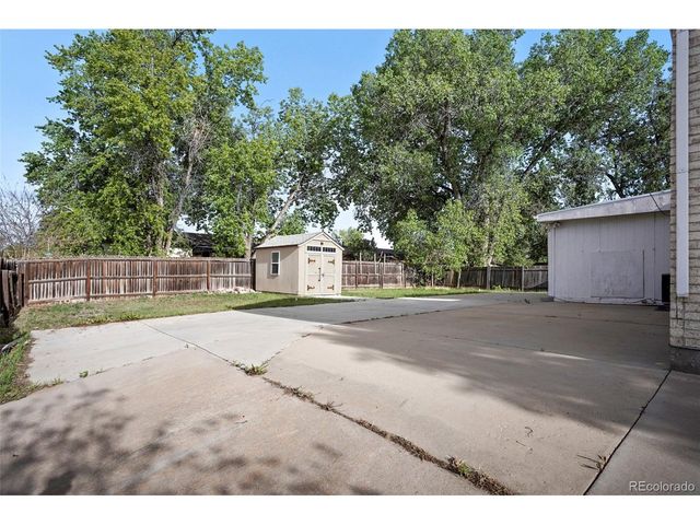 5542 Sable St, Denver, CO 80239