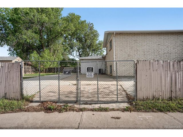 5542 Sable St, Denver, CO 80239
