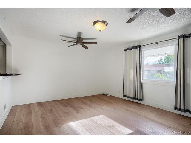 5542 Sable St, Denver, CO 80239