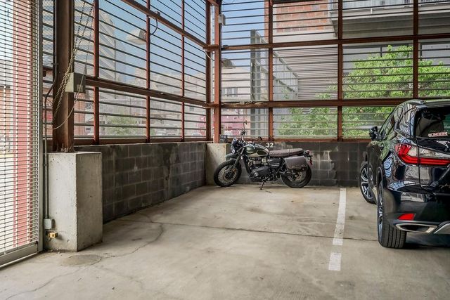 2120 Wyandotte Street 4, Kansas City, MO 64108