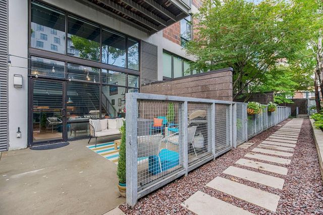 2120 Wyandotte Street 4, Kansas City, MO 64108