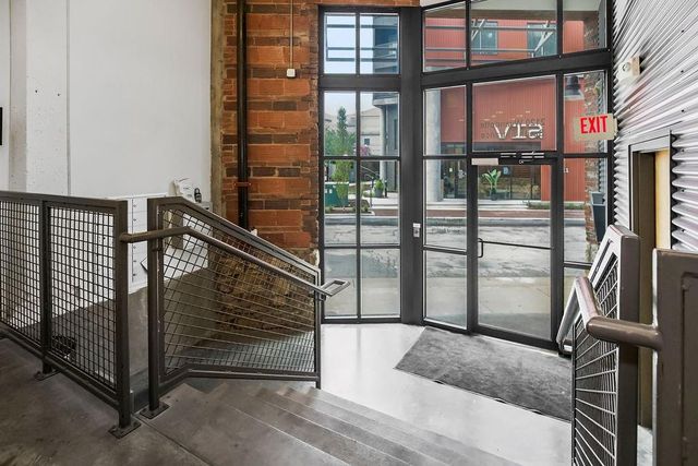 2120 Wyandotte Street 4, Kansas City, MO 64108