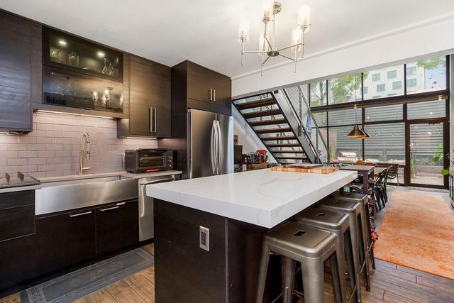 2120 Wyandotte Street 4, Kansas City, MO 64108