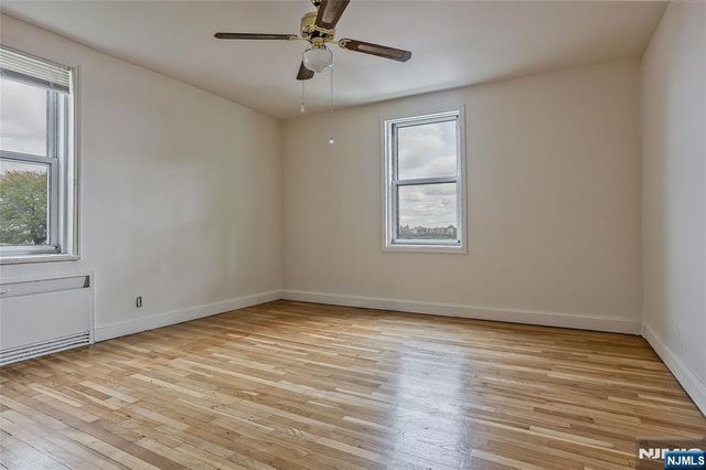 8400 JFK Blvd E 2B, North Bergen, NJ 07047