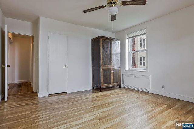 8400 JFK Blvd E 2B, North Bergen, NJ 07047