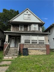 426 S Arlington Street, Akron, OH 44306
