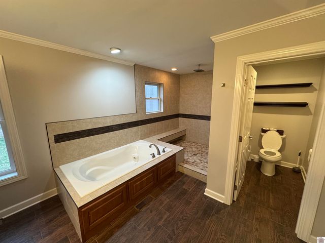 140 Pinebrook Drive, Paducah, KY 42001