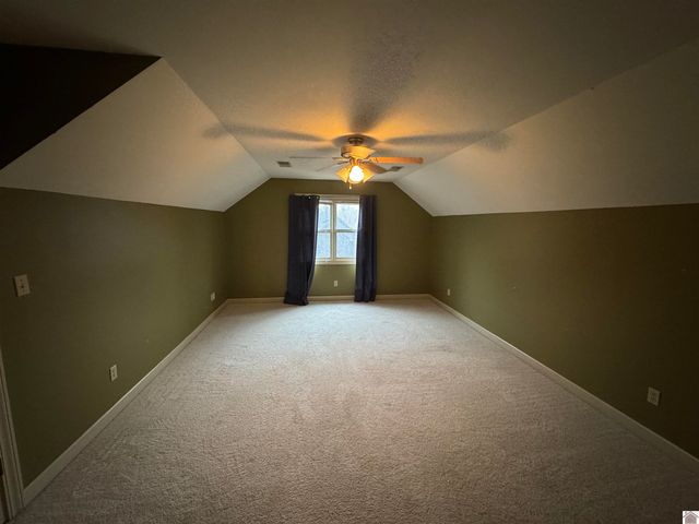 140 Pinebrook Drive, Paducah, KY 42001