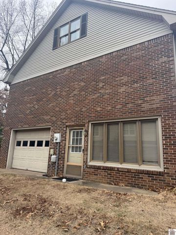 140 Pinebrook Drive, Paducah, KY 42001