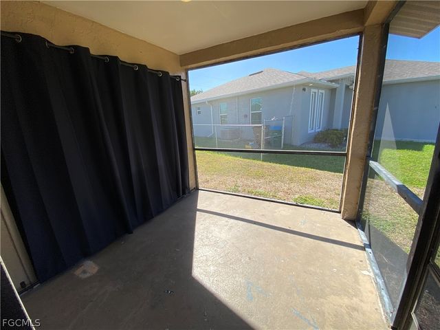 801 SE 5th AVE 2b, Cape Coral, FL 33990