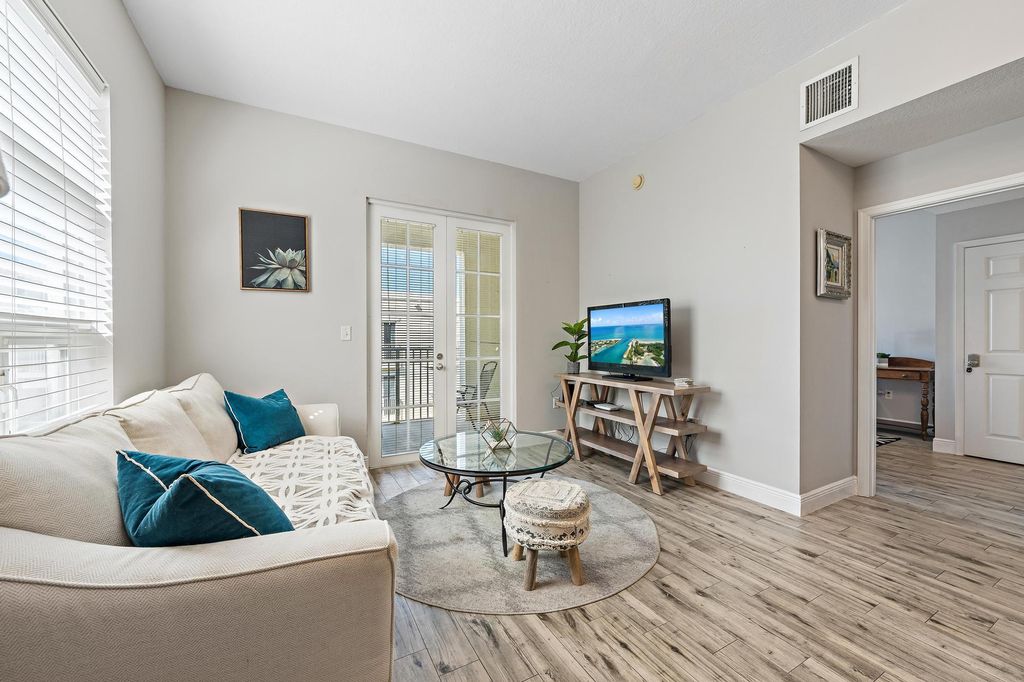 1200 Town Center Drive 412, Jupiter, FL 33458