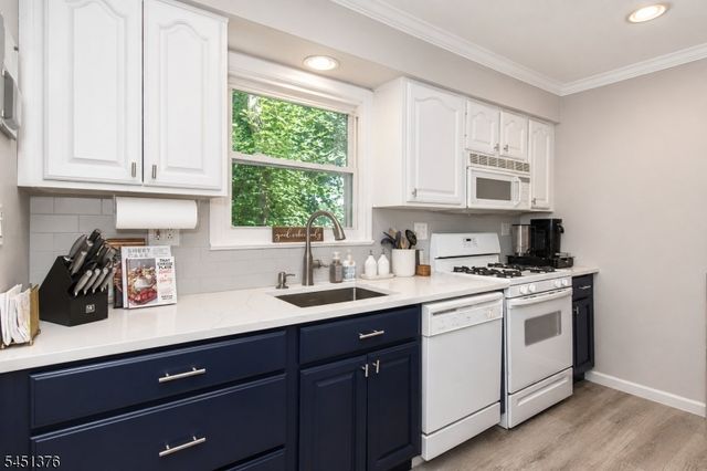 59 ROSELAND AVENUE UNIT 23 23, Caldwell Boro Twp., NJ 07006