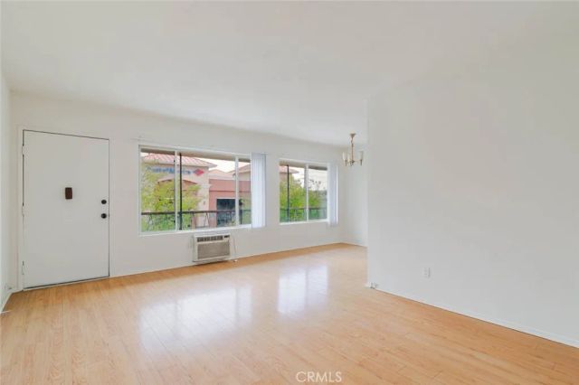 4514 Franklin Avenue 5, Los Angeles, CA 90027