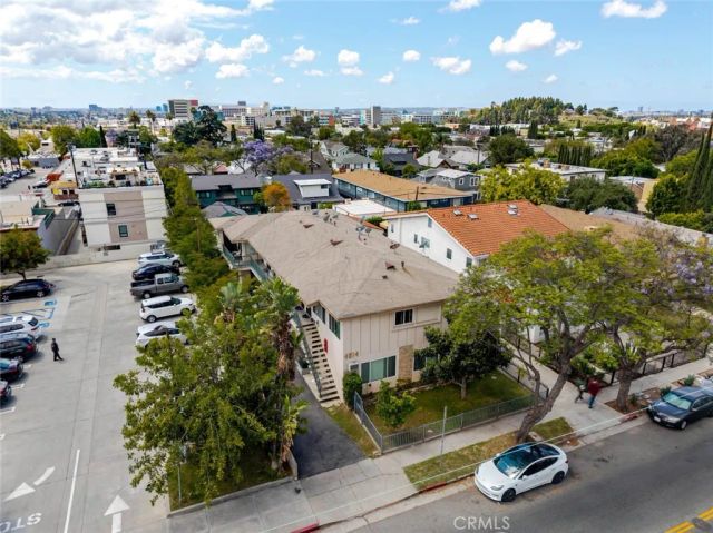 4514 Franklin Avenue 5, Los Angeles, CA 90027